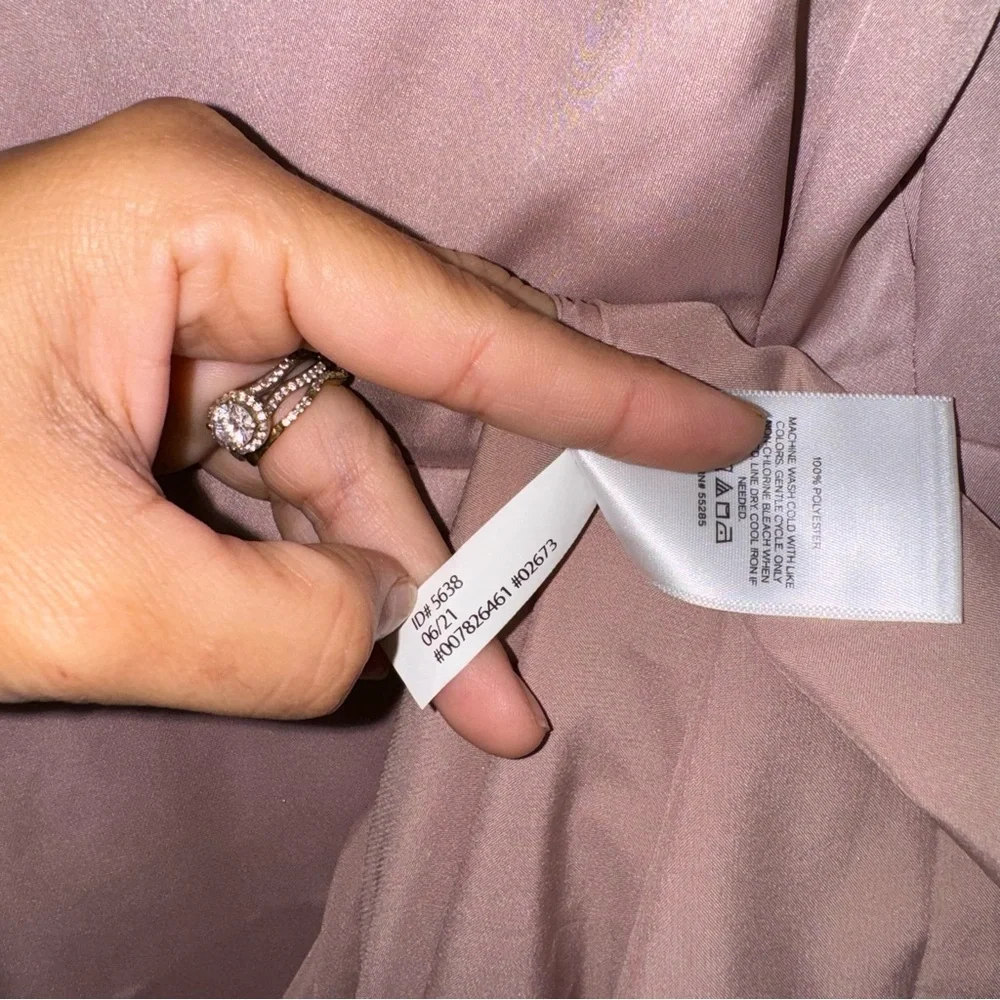 Express NWT! Satin Pink Blushing Mauve Puff Shoulder Midi Dress Size L - Picture 12 of 16